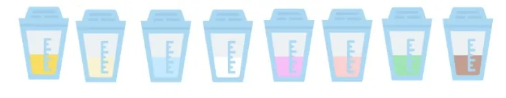 Vasos de leche materna en tonos blanco, amarillo y azul, mostrando la variación natural de color.